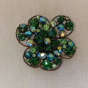 REGENCY Green Crystal Floral Brooch with Blue-Green Aurora Accents